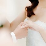 AV女優と結婚したい!出会いがある場所と付き合う方法の記事アイキャッチ画像