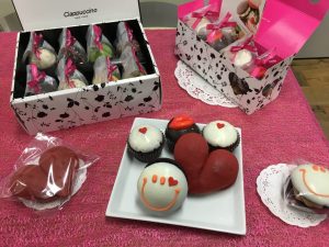 ウーピーパイ_サプライズプレゼント