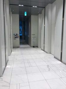 大名古屋ビルヂングのライフスタイル&サービスエレベーターホールの写真
