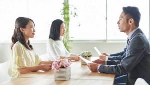 プロフィールカード交換後の会話のコツの紹介写真