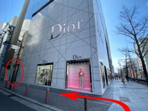 エトワール心斎橋ビルの1階Dior(ディオール)の外観写真