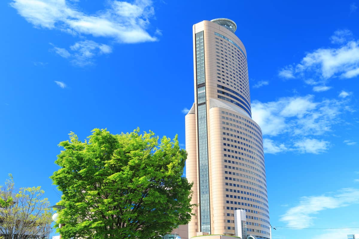 大手結婚相談所の店舗が多くある浜松アクトタワーの外観写真