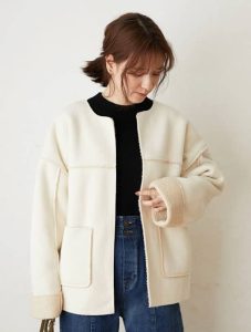 裏ボアノーカラーブルゾンの着用イメージ