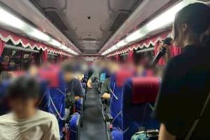 IBJ Matching(旧 PARTY PARTY) 婚活貸切バスツアー車内の様子